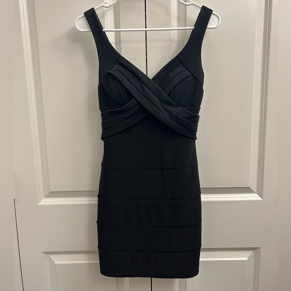 Emerald Sundae black dress